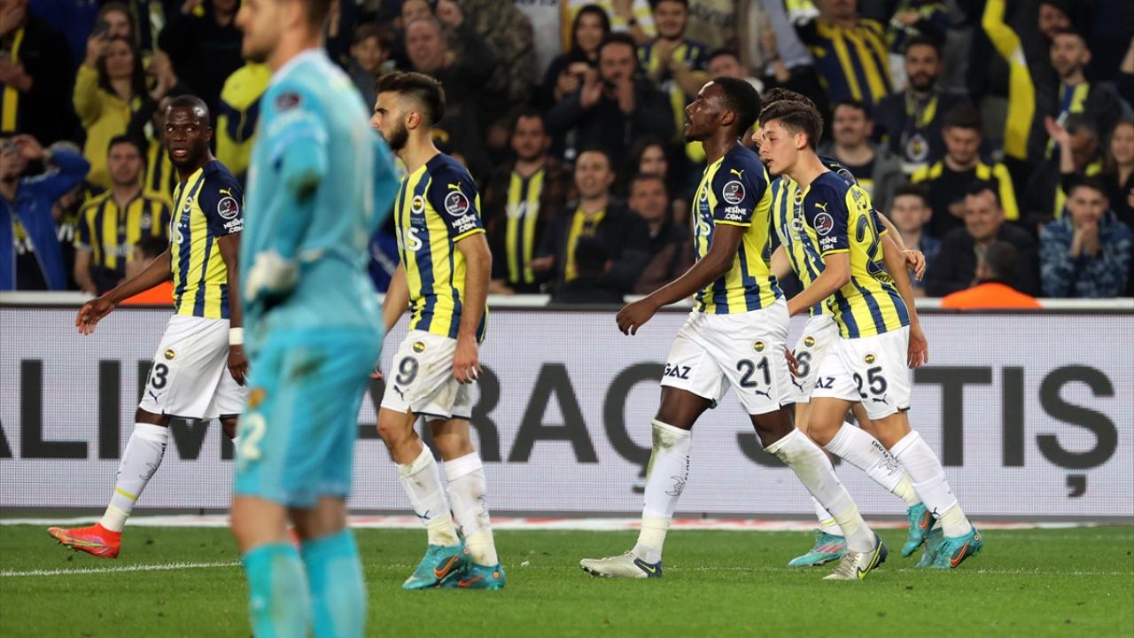 Penaltı VAR`la geldi