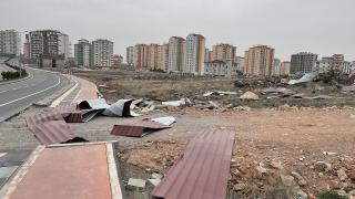 Fırtına birçok ilde yıktı geçti