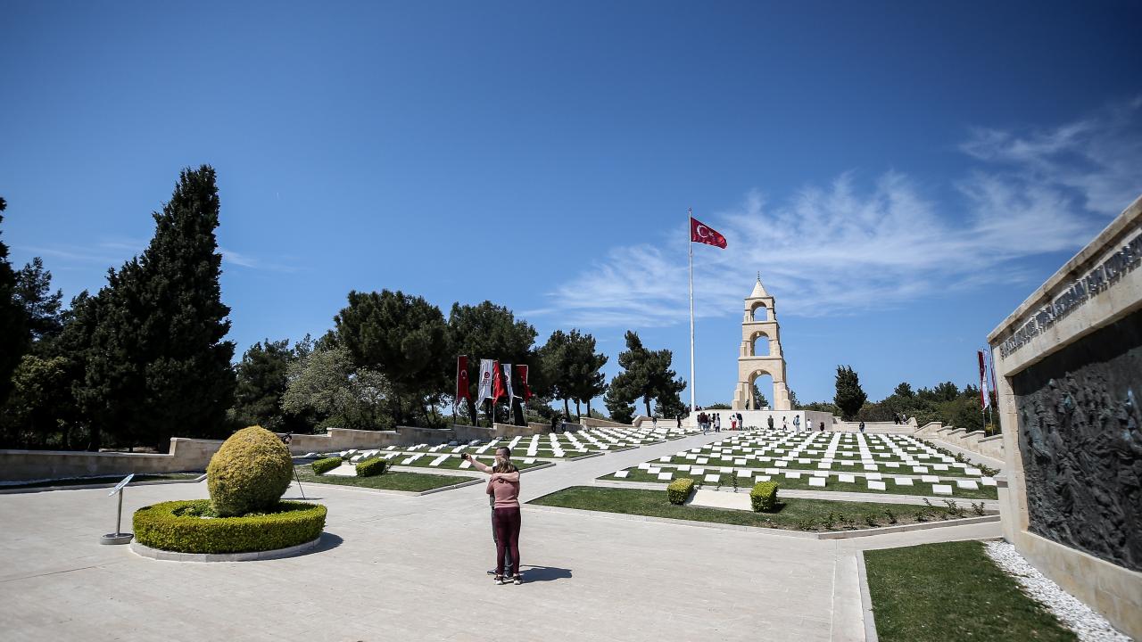 Milli şuurun önemine işaret eden Balcı, sözlerini şöyle sürdürdü: