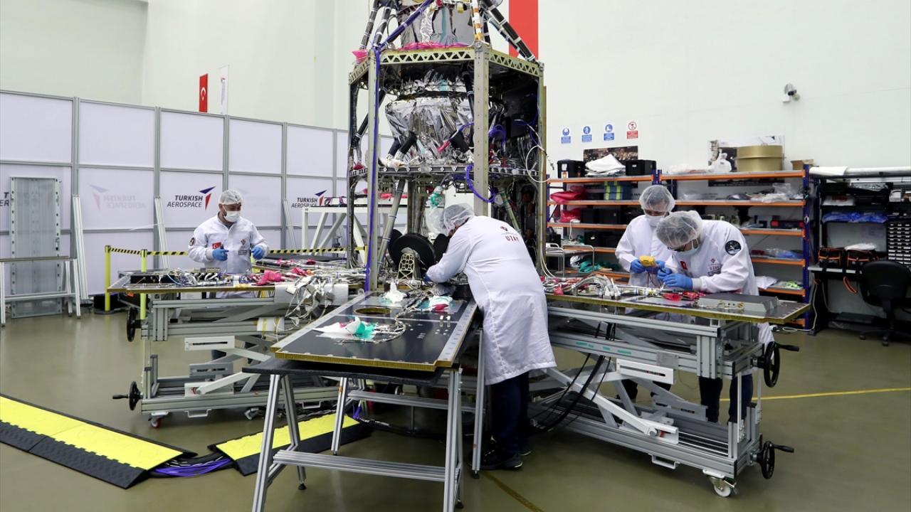 `15 Ocak 2023`te yerli ve milli gözlem uydumuzu uzaya fırlatacağız`