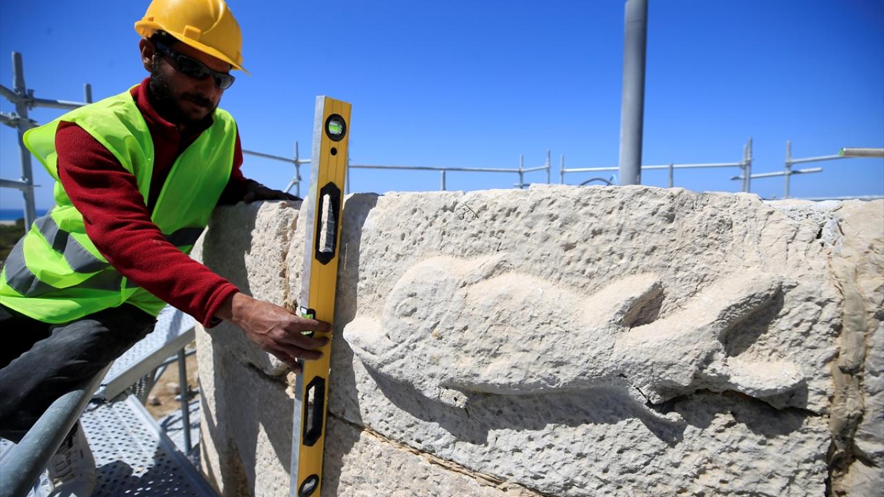 "Kule dünyada örnek gösterilecek bir restorasyonla yükseliyor"