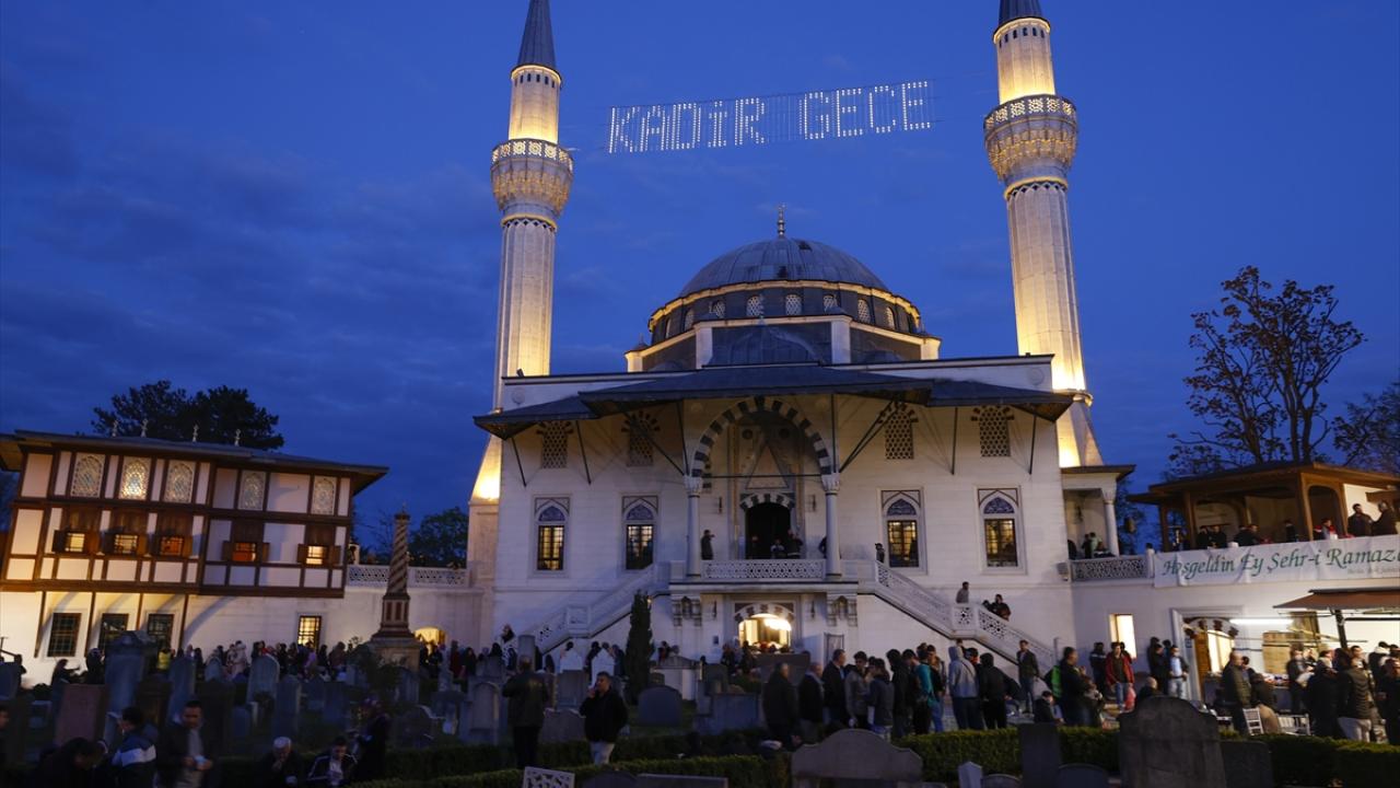 Almanya / Berlin Şehitlik Camii ile Köln Merkez Camii