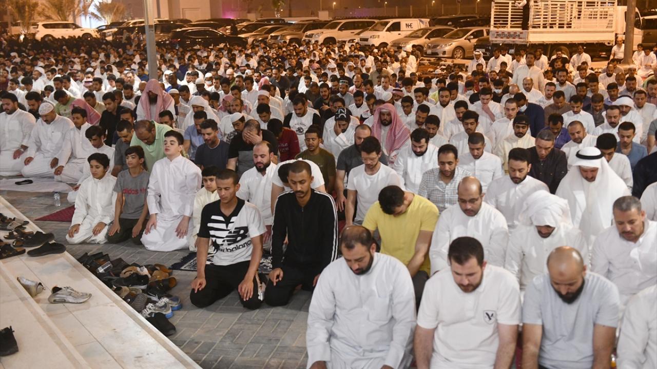 Kuveyt / Al-Ghanim and Al-Kharafi Camii