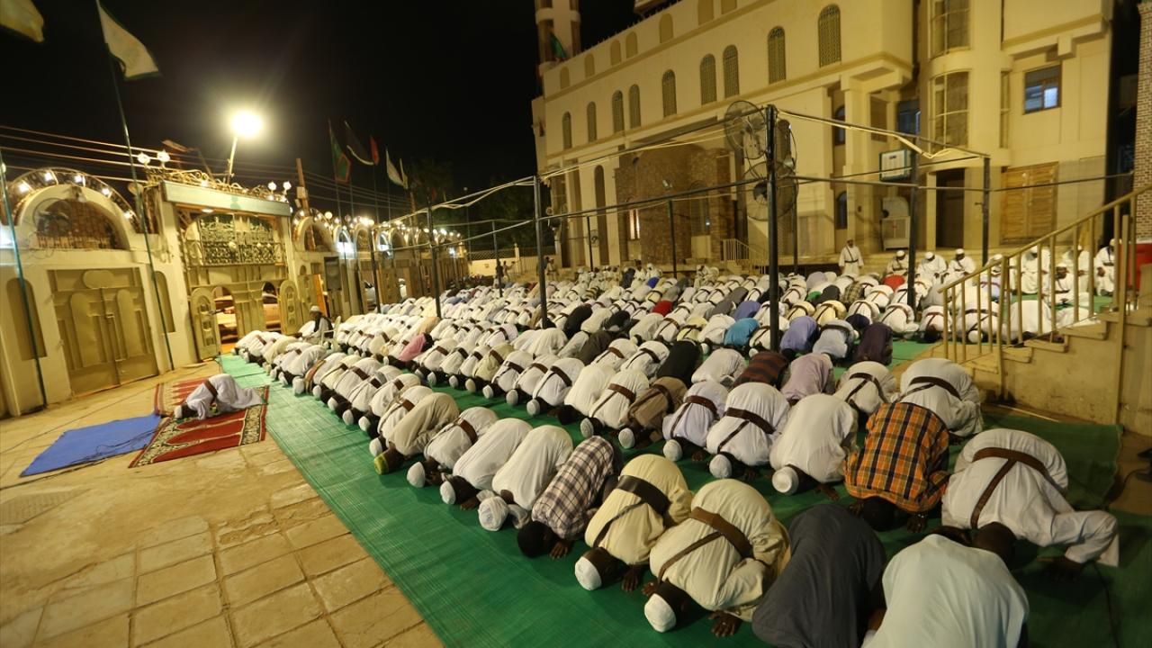 Sudan / Sayeda Sanhori Camii
