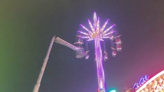 Almanya'da 25 metre yükseklikte 1 saat asılı kaldılar