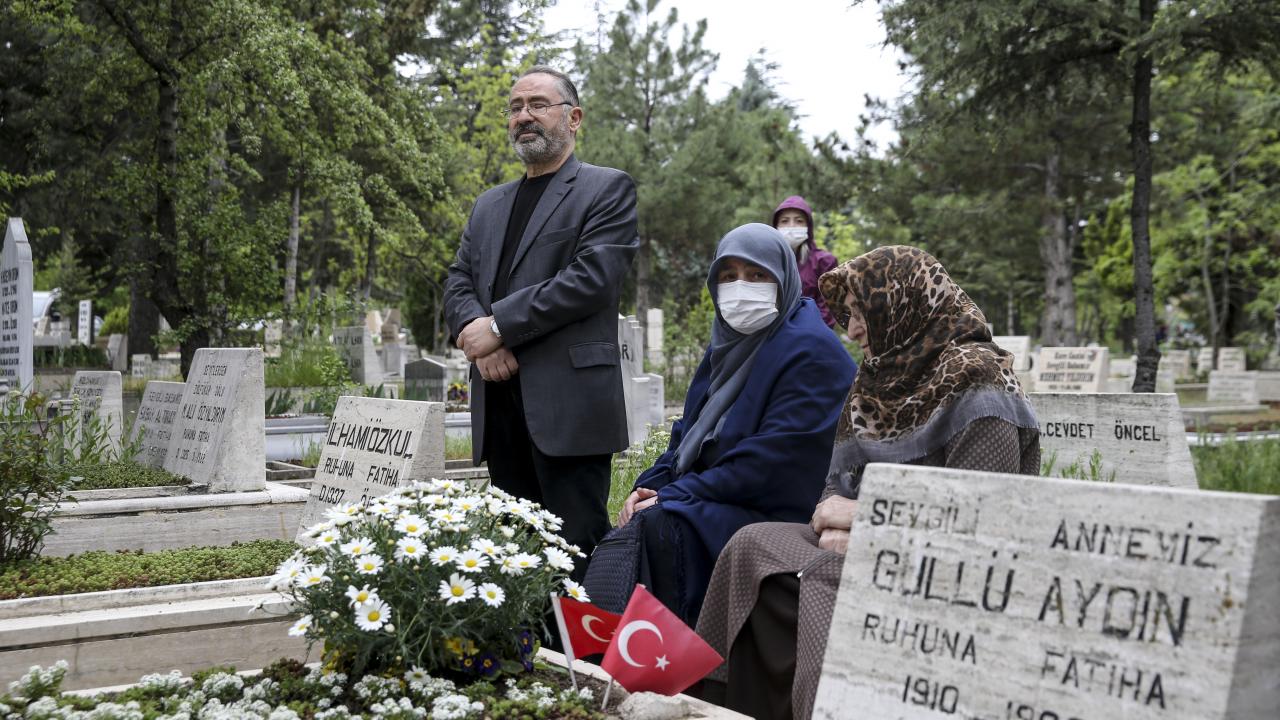 "Tek isteğim, Başak gibi başka güllerin kanı yere dökülmesin"