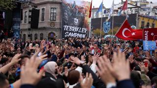 Trabzonspor taraftarları toplanmaya başladı