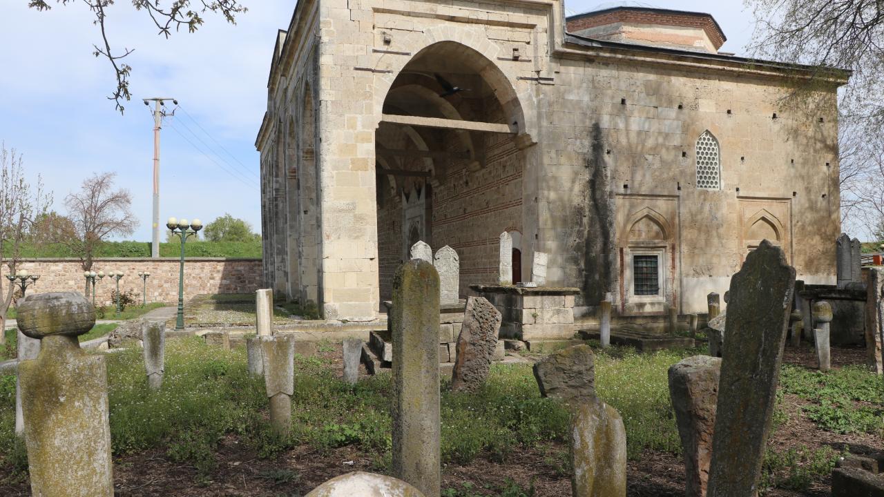 "Edirne`nin sayılı camilerinden"