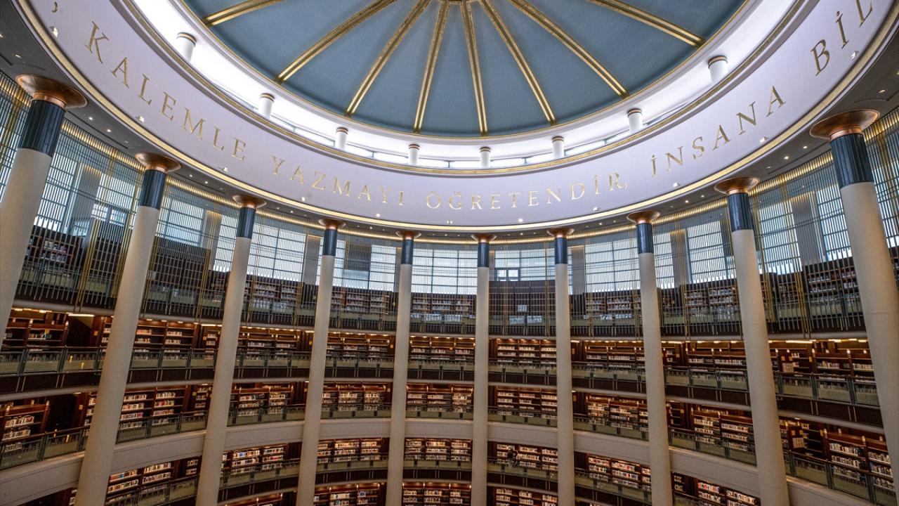 Türkiye`nin gönderdiği kitaplardan bazıları da şunlar: