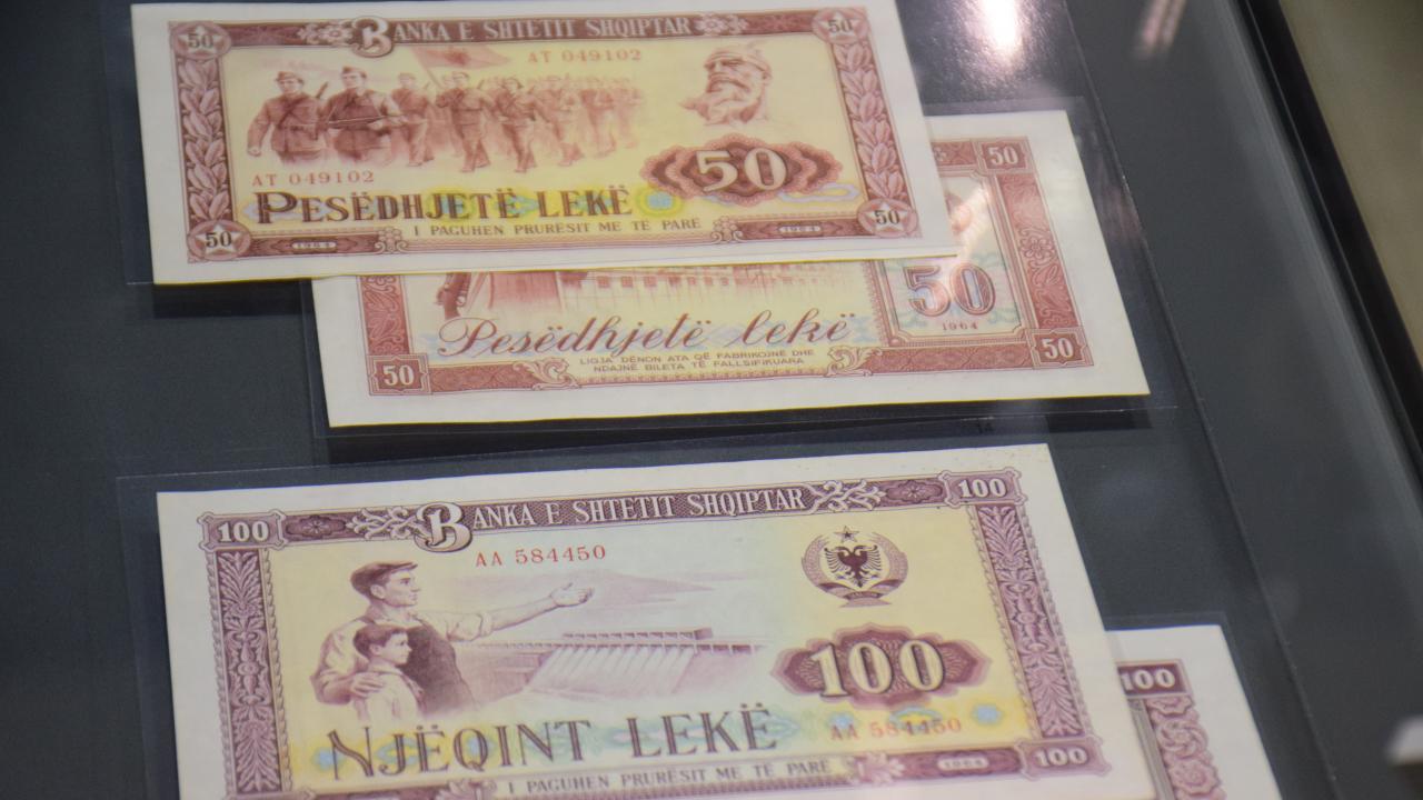 Müzede Osmanlı paraları da sergileniyor