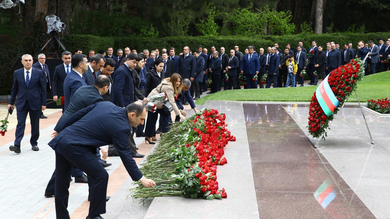 "Türkiye-Azerbaycan ilişkileri Haydar Aliyev`in attığı temelle bugün çok daha ireli taşınmıştır"