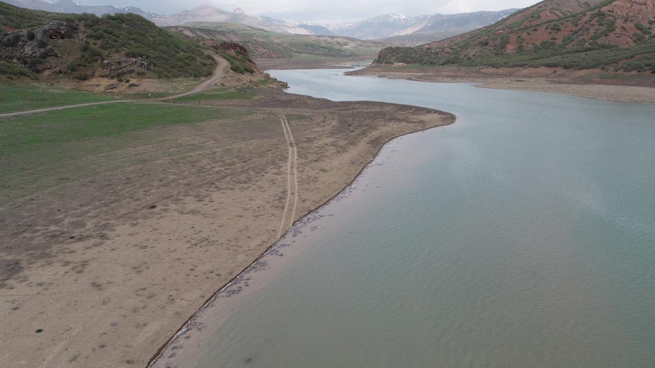 Polat, karın erimeye başlamasının bitkiler için hayati öneme sahip olduğunu aktararak, şunları kaydetti:
