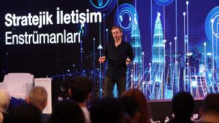 Genç iletişimcilerin ilk dersi Fahrettin Altun'dan