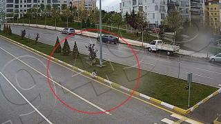 Sokak köpeğinden kaçarken düşen çocuğun dalağı parçalandı