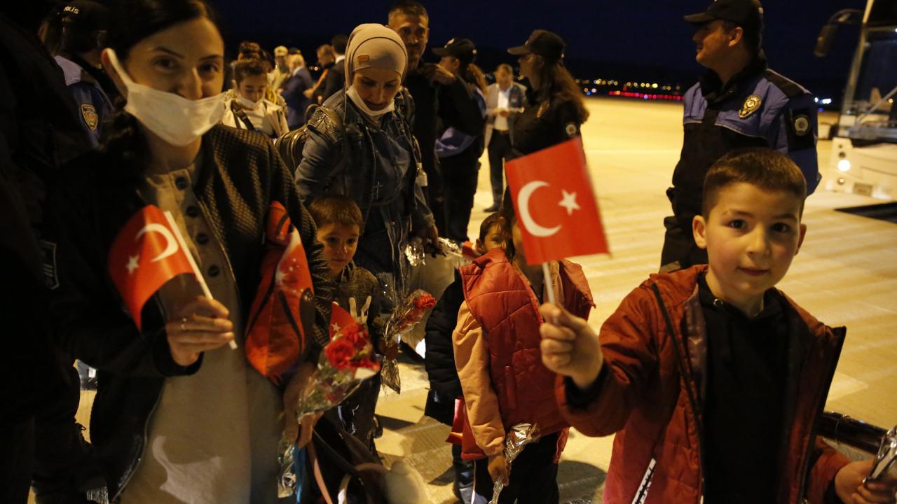 İmkanlar nispetinde tahliyelerin devam edeceğini ifade eden Toraman şunları söyledi: