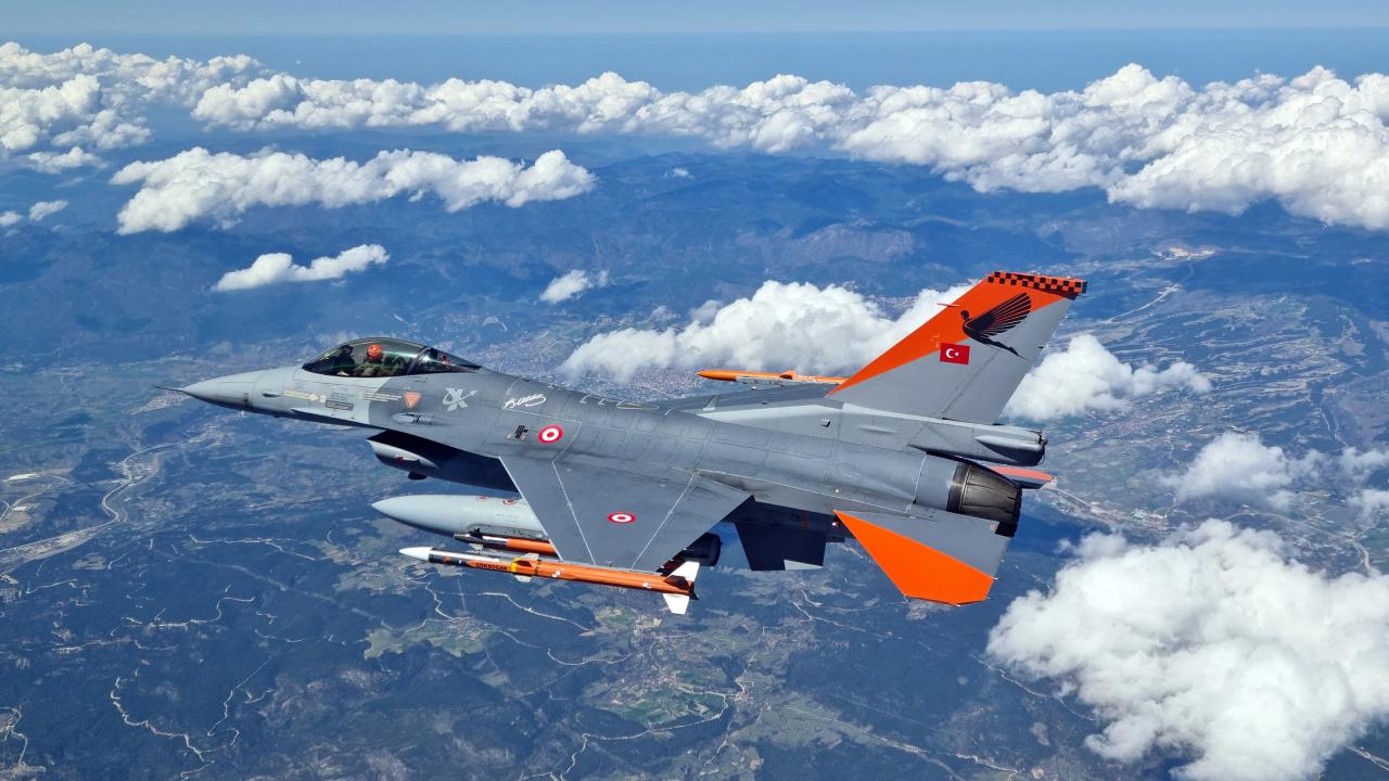 Yurt içi ve yurt dışında birçok başarıya imza attı