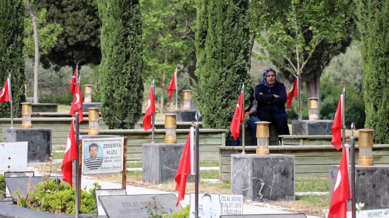 Bu sürede adalet mücadelesi verdiklerini kaydeden Çolak, davayı Anayasa Mahkemesine taşıdıklarını söyledi.