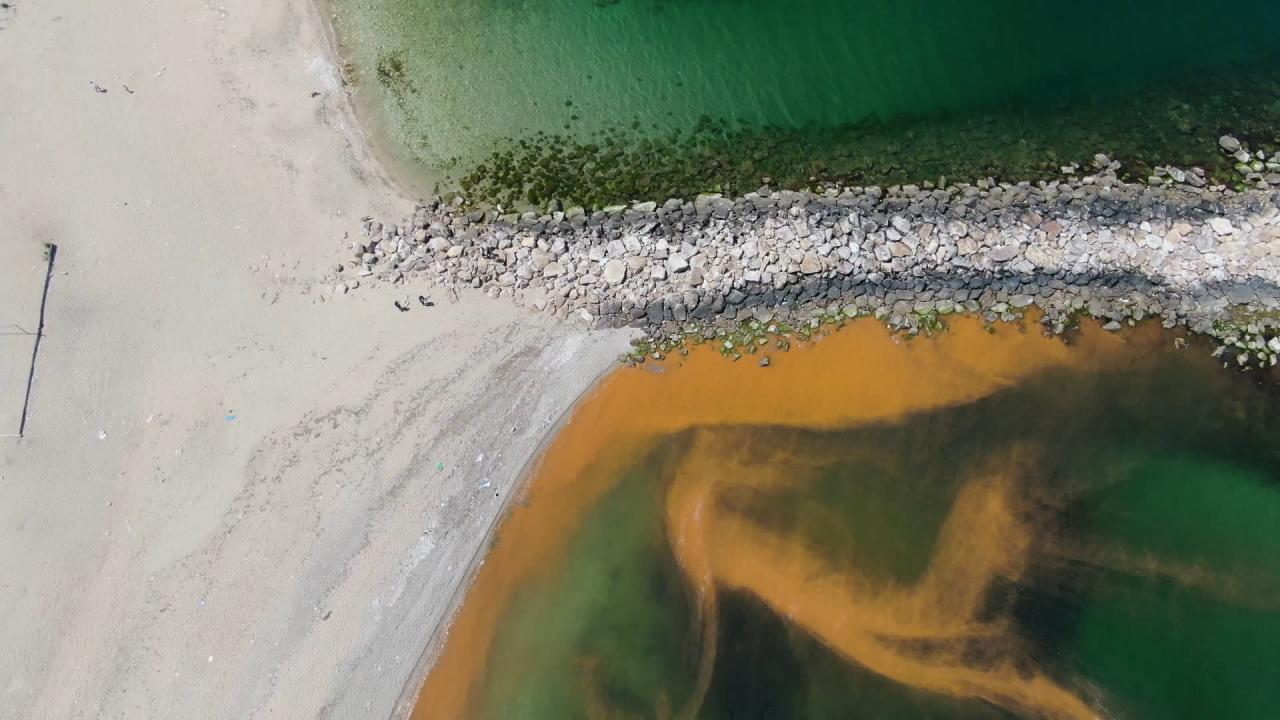 "Sabah deniz tertemizdi şu an kırmızı"