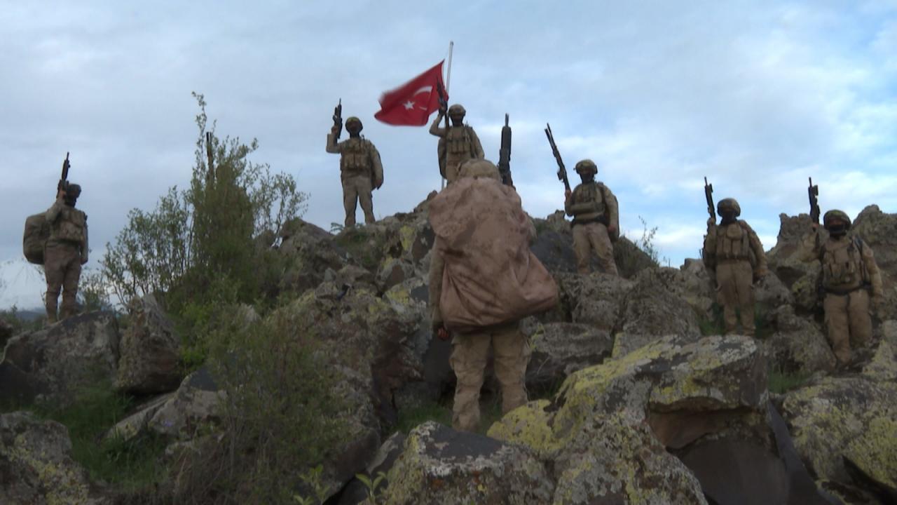 Ne soğuk ne kar engel oldu
