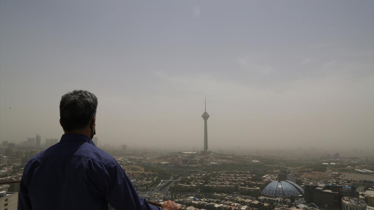 Tahran hava kirliliği sıralamasında ilk 3 şehir arasında