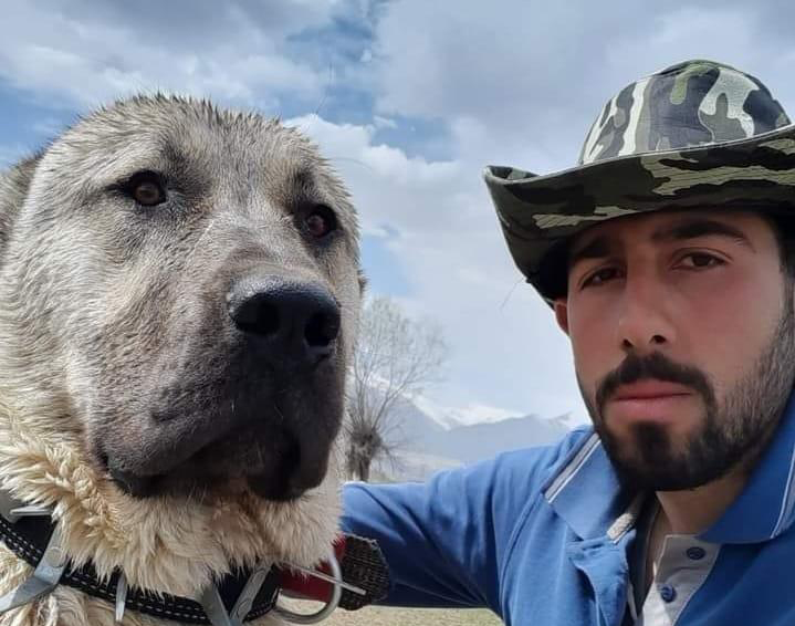 Zarar görmemeleri için dronla uzaklaştırdı