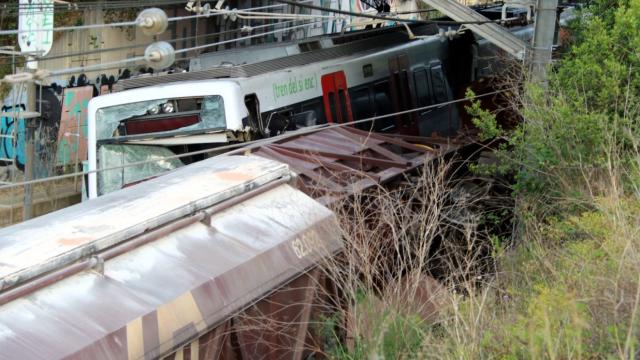 İspanyada tren kazası: 1 ölü, 85 yaralı