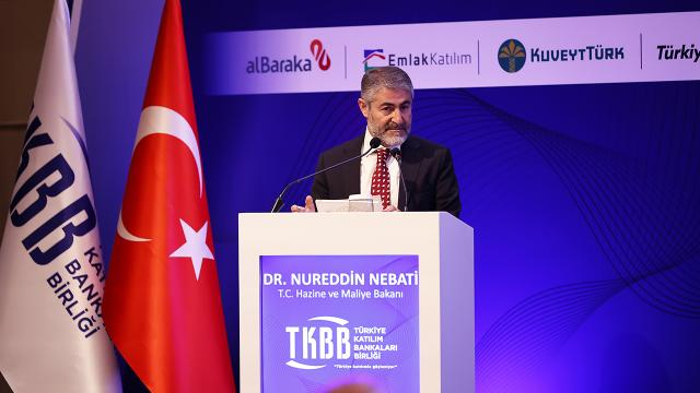 Bakan Nebati: Hedefimiz enflasyonun ana sebeplerinden olan beklentileri düzeltmektir