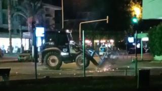 Antalya'da iş makinesiyle drift yapan sürücüye 9 bin 125 lira ceza