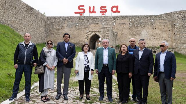 TBMM Başkanı Şentoptan Karabağın sembol şehri Şuşaya ziyaret