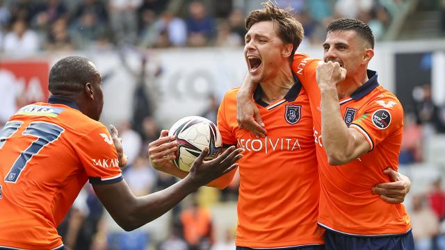 Medipol Başakşehir, UEFA Konferans Ligine katılma hakkını elde etti