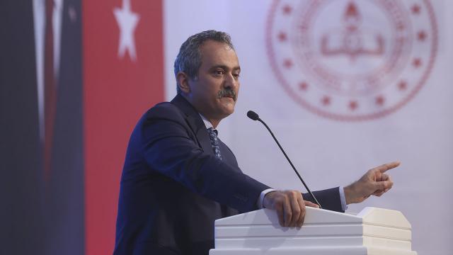 Bakan Özer, Dünya Eğitim Forumu için Londraya gidiyor
