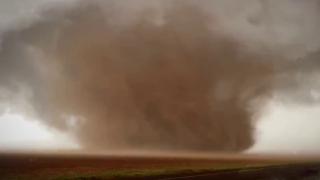 Texas'ta dev hortum: Dışarı çıkmayın uyarısı