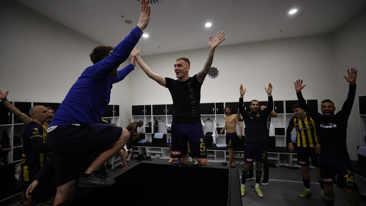 Dalcı`dan futbolcularına teşekkür ve aile vurgusu