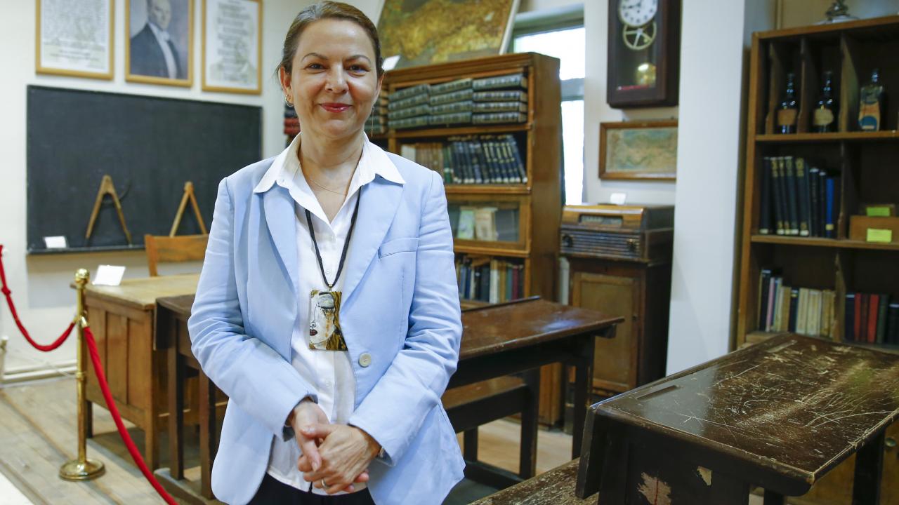 Atatürk`ün hediye ettiği Türk sancağı da müzede