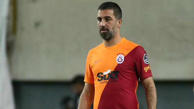 Arda Turan geleceği hakkında konuştu