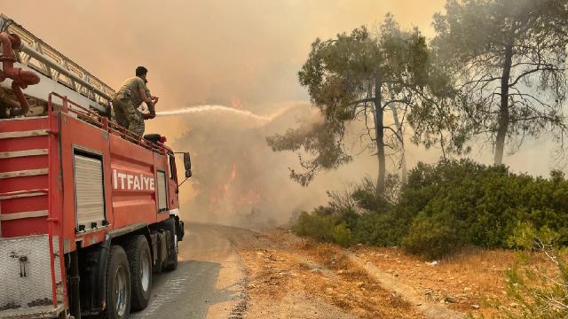 KKTCnin Geçitköy bölgesinde çıkan yangın kontrol altına alındı