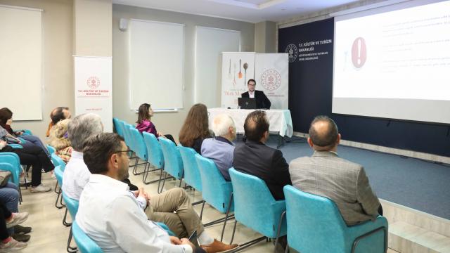 Samsunda `Asırlık Tariflerle Türk Mutfağı` konferansı düzenlendi