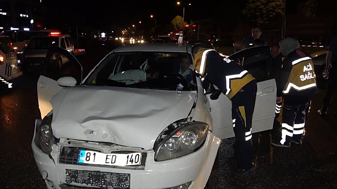 Düzce'de trafik kazası: 2 yaralı