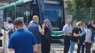Kocaeli'de tramvaylar çarpıştı
