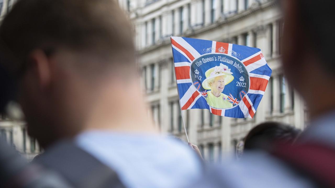 Kraliçe`nin hayatı