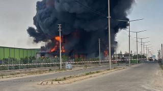 Niğde'de atık yağ geri dönüşüm fabrikasında yangın