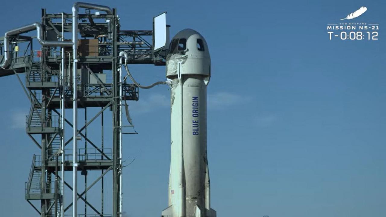 Uzaya turistik seyahat: 6 yolcu yer çekimsiz ortamı deneyimledi