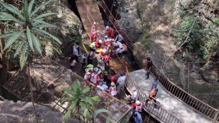 Meksika'da yeni açılan köprü çöktü: 25 yaralı