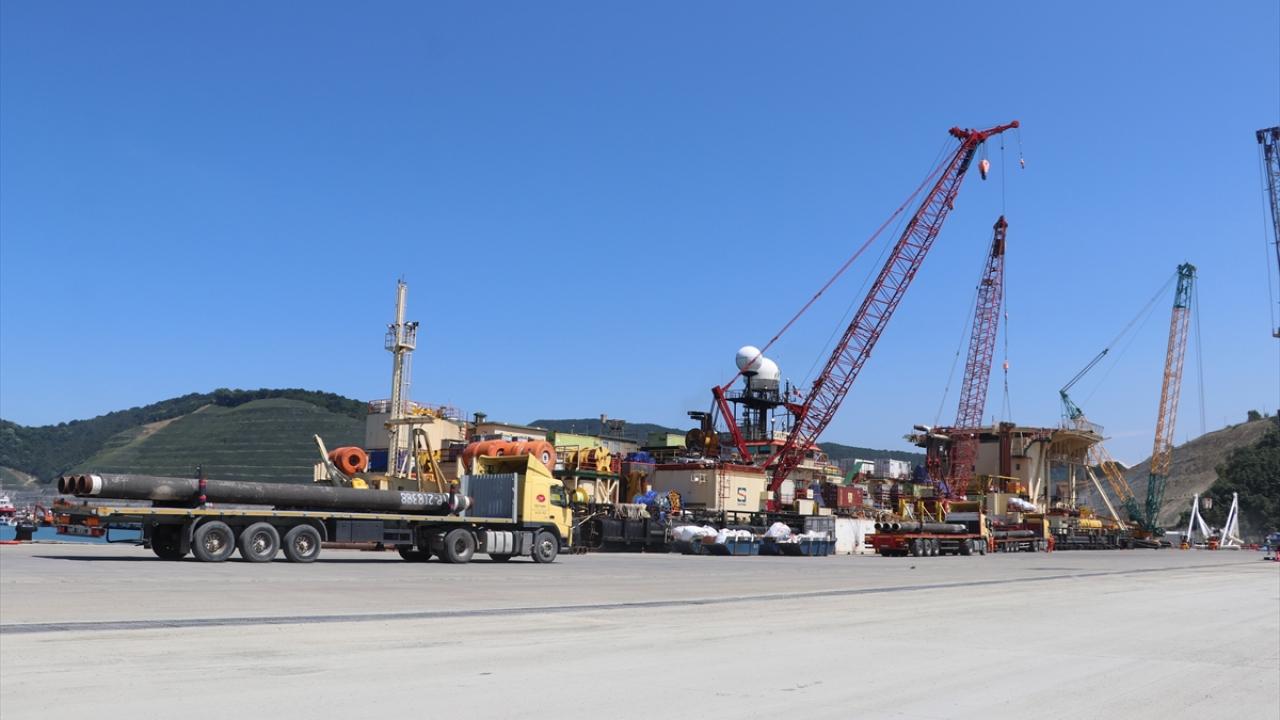 Karadeniz`deki doğal gaz rezervi 540 milyar metreküpe ulaştı