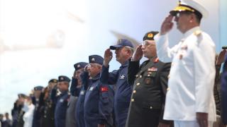 Bakan Akar: Yunanistan'a gerekli karşılığı vermeye devam edeceğiz