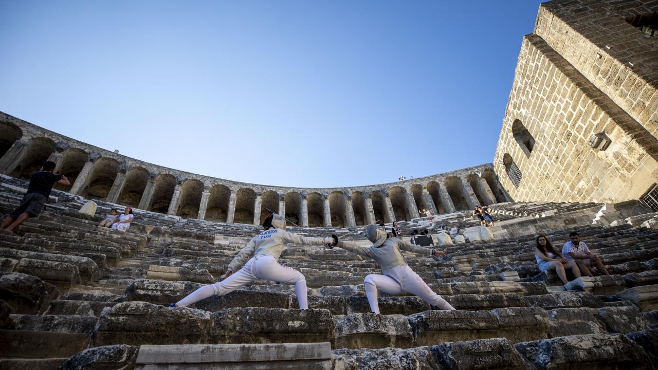 Avrupa Büyükler Eskrim Şampiyonası Antalya'da başlıyor