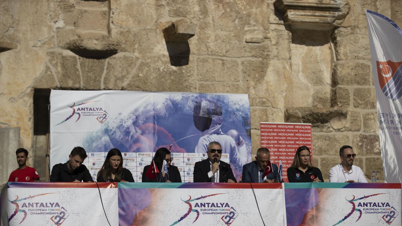 Avrupa Büyükler Eskrim Şampiyonası Antalya'da başlıyor