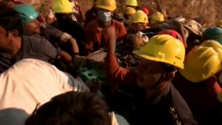 Hindistan'da yılanlı kuyuda kurtarma operasyonu: Sağır ve dilsiz çocuk 104 saat sonra kurtarıldı