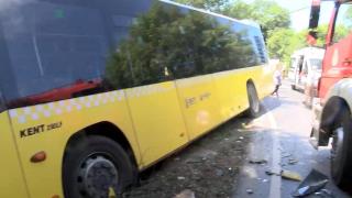 Sarıyer'de İETT otobüsü kaza yaptı