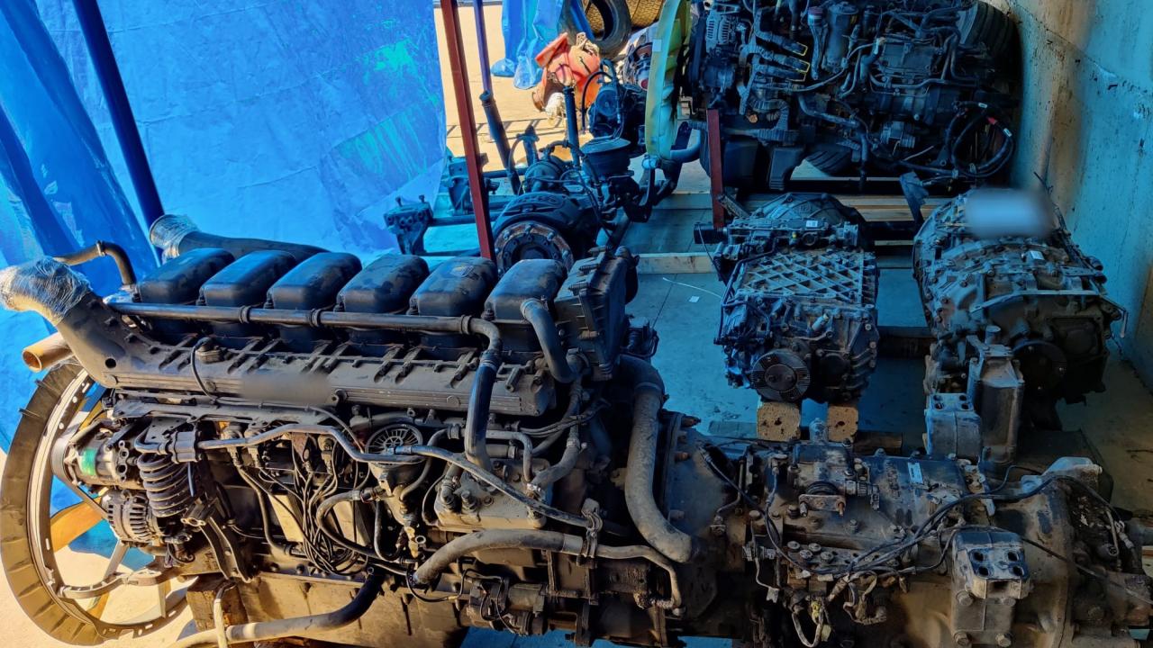 Trabzon`da tır çekicisi parçalanırken suç üstü yapıldı